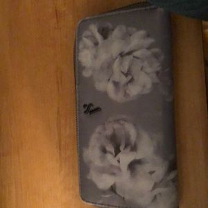 Simply Vera - Vera Wang wallet
